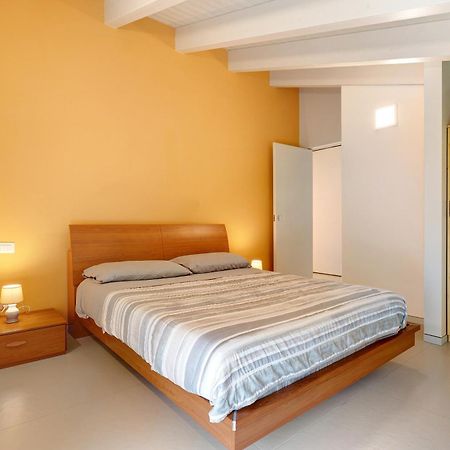 Castle View Apartment Drena Bagian luar foto